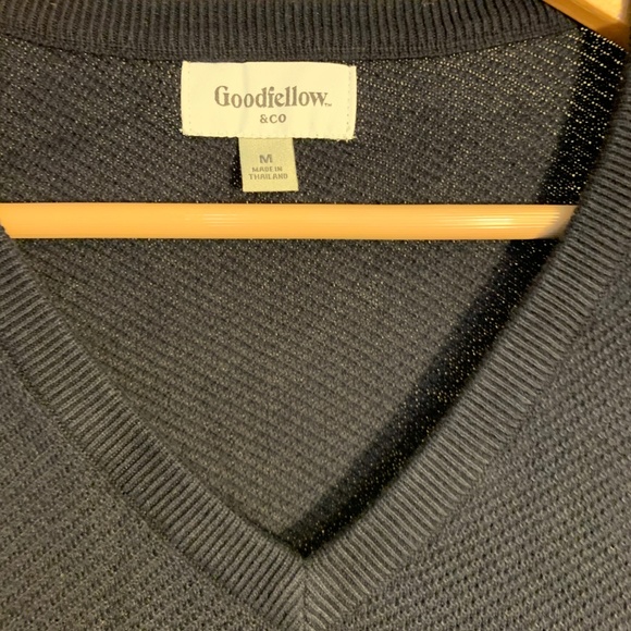 Goodfellow and co Vneck Sweater - Picture 3 of 4